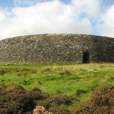 1280px-Grianan_of_Aileach_Donegal